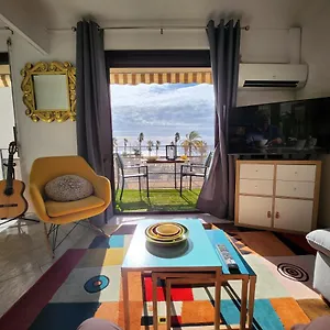 https://le-lavandou-t2-front-de-mer.fr-provencehotel.com